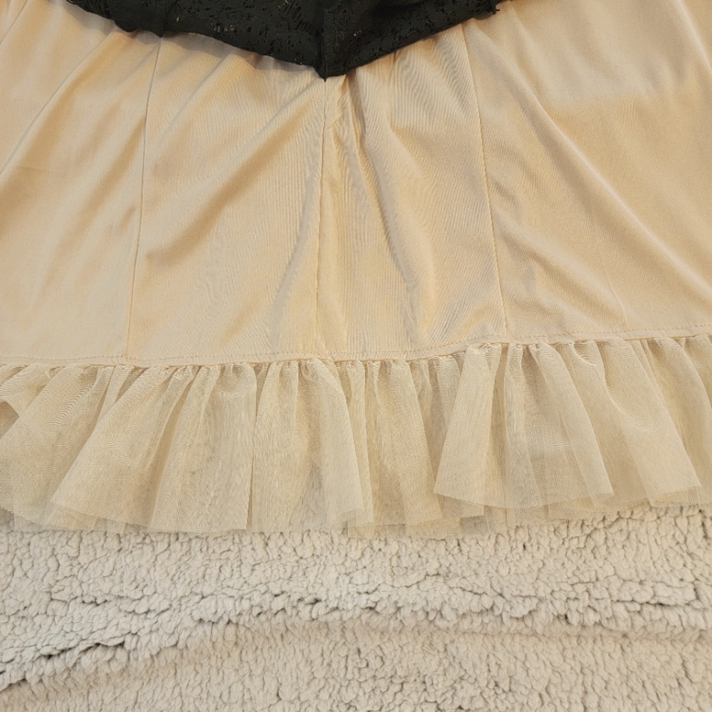 Dress - Picture 7 of 15